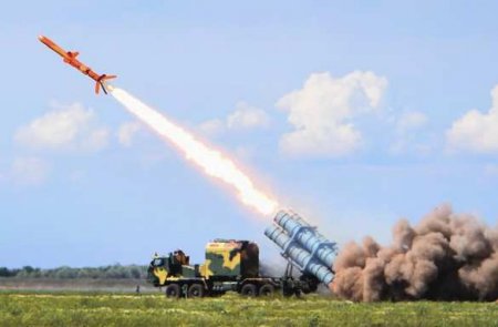 ВСУ приняли на вооружение новый ракетный комплекс (ВИДЕО)