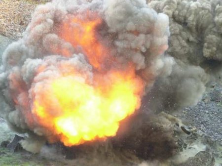 Жуткие кадры: ракеты уничтожают армянских солдат целыми отрядами (ВИДЕО 18+)
