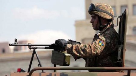 Солдат призывают бежать с поля боя: Пашинян сообщил о госизмене в тылу