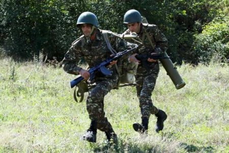 Горы трупов: азербайджанским военным устроили страшную мясорубку (ВИДЕО 18+)