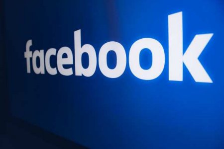 Facebook заблокировал страницу известного российского журналиста