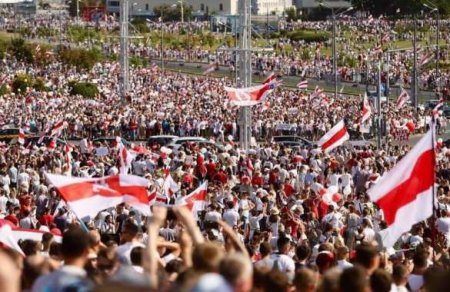 Протесты не утихают: стрельба и жёсткие задержания в Минске (ФОТО, ВИДЕО)