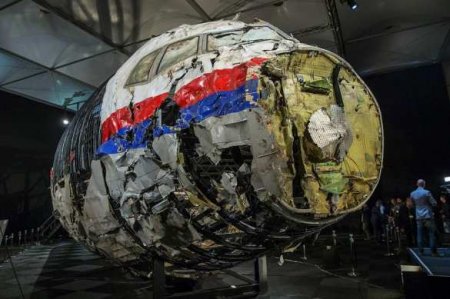 Один из подозреваемых по делу сбитого Boeing MH17 «дал пощёчину» прокурорам в суде
