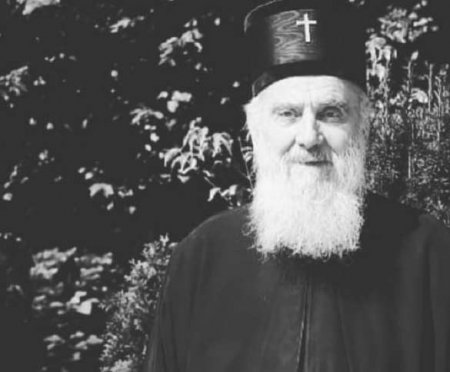 Глава Сербской православной церкви скончался от COVID-19