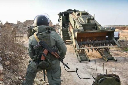 «Адская молотилка»: военные роботы армии России уничтожают смертоносные орудия войны (ВИДЕО)