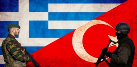 Обострение у спорных островов: турецкий военный катер протаранил греческий