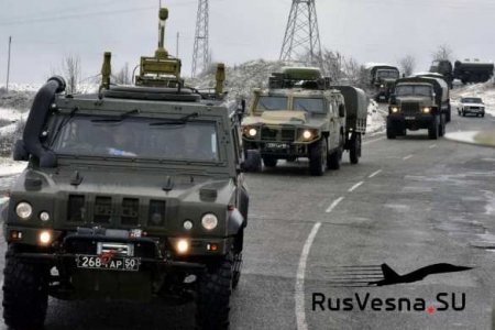 Страшная авария: УАЗ сорвался с обрыва на глазах российских военных в Карабахе (ФОТО)