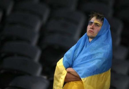 Украинцам хотят запретить жаловаться на президента, Раду и суды