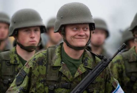 Разведка Эстонии предупреждает об угрозе нападения России на Украину