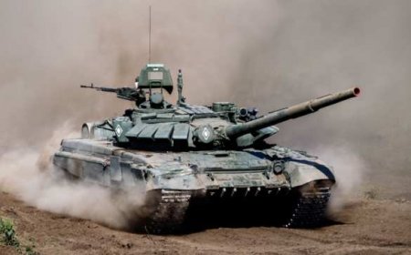 «Россииские танки мнут наш Крым»: как на Майдане начиналась «война с Россией»