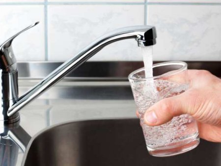 Крайне важно для здоровья: Как рассчитать норму воды за день?