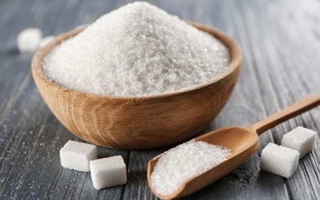 В российские магазины перестали поставлять сахар, — «Известия»