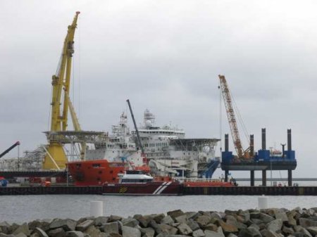 СРОЧНО: «Академик Черский» начал укладку труб «Северного потока — 2» в водах Дании