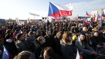 В Чехии прошли антироссийские митинги (ВИДЕО)