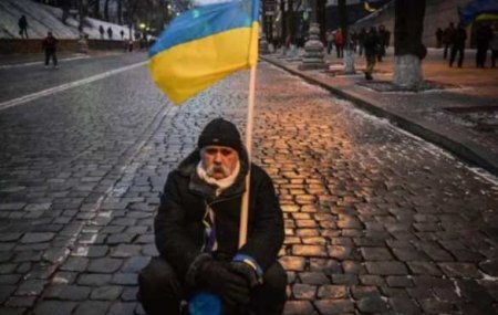 Русский мир жду: в Херсоне прошёл необычный пикет