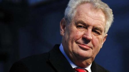 Президент Чехии предложил Тихановской открыть в Праге офис белорусской оппозиции