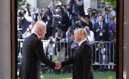 В Совфеде оценили встречу Путина и Байдена