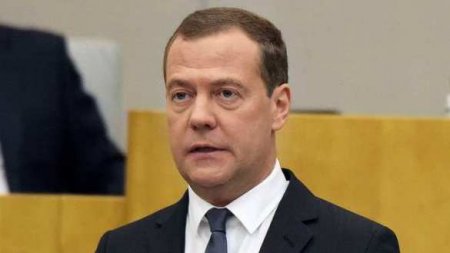 В Кремле объяснили отсутствие Медведева в первой пятёрке «Единой России» на грядущих выборах