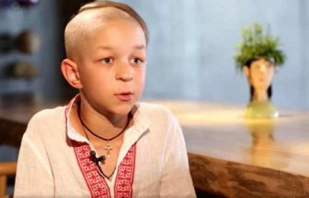 «Это дерьмо, меня просто разрывает»: украинское геббельс-ТВ показало малолетнего «патрiота» (ВИДЕО)