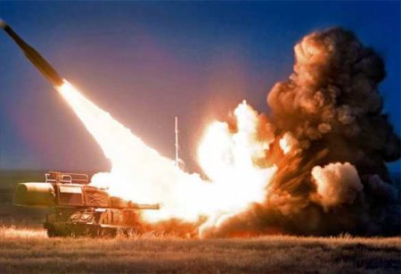 Впечатляющие кадры: российский «Бук-М3» уничтожил «вражеские» ракеты (ВИДЕО)