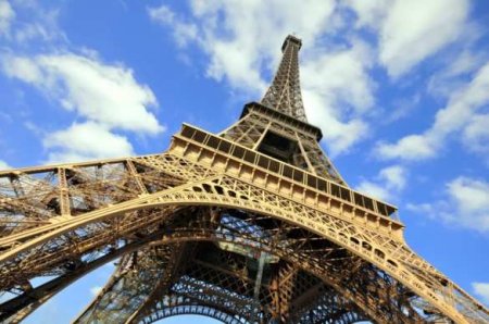 Жестокий удар в спину: Франция обвиняет Байдена