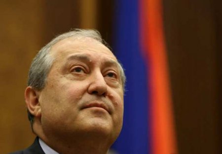 Президент Армении подал в отставку