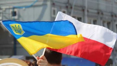 Польша просит страны ЕС и НАТО поддержать Украину