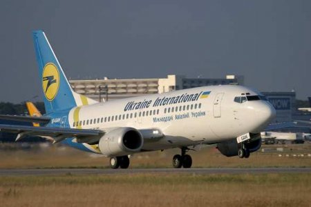 Авиакомпания «МАУ» выводит самолёты из Украины