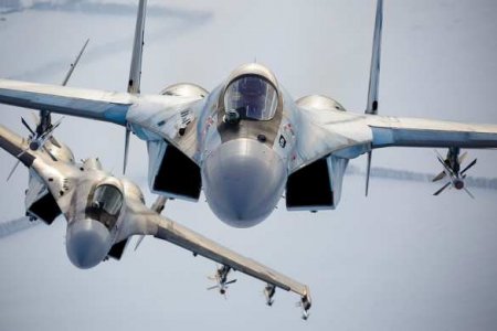 Российский и американский самолёты пролетели в полутора метрах друг от друга