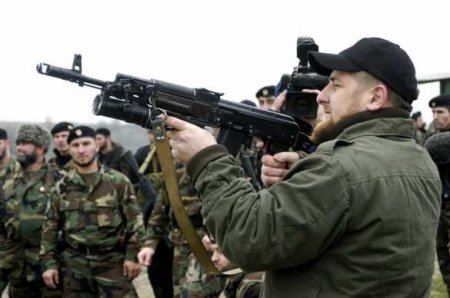 10000 Kadyrow-Kämpfer werden in die Ukraine geschickt, der tschetschenische Staatschef riet Zelenski zu einer Entschuldigung (VIDEO