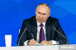 Россияне изменили отношение к Путину после его ультиматума Европе