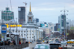 На главном проспекте Екатеринбурга усилили надзор за водителями