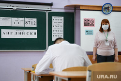 Свердловским школьникам увеличили время написания ЕГЭ-2022