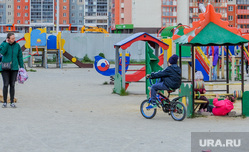 Челябинский ОНФ пожаловался в прокуратуру на детские площадки. Фото