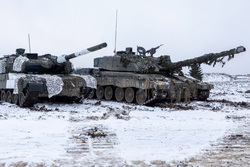 Пригожин: ВСУ стягивают танки Leopard к окраинам Бахмута