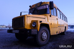 Курганские бизнесмены продают школьные автобусы по частям в Казахстан