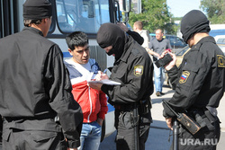 Челябинская полиция устроила облаву на общежития и гостиницы из-за мигрантов