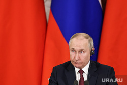 Путин узаконил амнистию заключенным по контракту с Минобороны