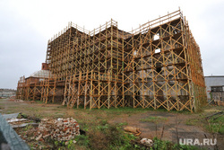 Губернатор Шумков пожалуется в Минкульт из-за срыва ремонта храма. Фото