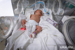 Врачи ХМАО спасли жизнь новорожденной