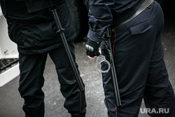 Соликамец, укравший парфюм, ударил полицейского при задержании