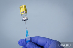 В минздраве раскрыли, когда в Свердловской области появится вакцина от ковида