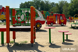 Курганским погорельцам выделят 2 млн рублей на детские площадки