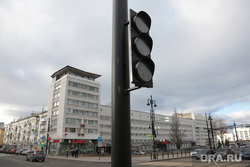 В центре Тюмени отключат два светофора