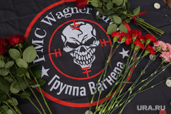 Бойцы ЧВК «Вагнер» провели в Перми акцию в память о Пригожине. Фото