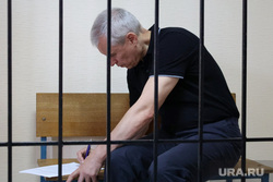 Находящийся в колонии экс-глава курганского МЧС Рожков завалил суд ходатайствами