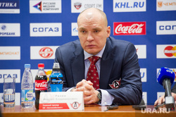 Главный тренер «Металлурга» Разин попросил у журналиста за ответ 300 тысяч