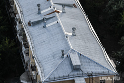 В Магнитогорске школьница скончалась после падения с крыши пятиэтажки