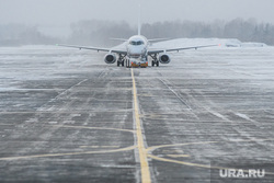 В Москве задерживается посадка самолета из Магнитогорска из-за непогоды