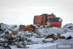 В Челябинске продолжается расчистка мусорного коллапса